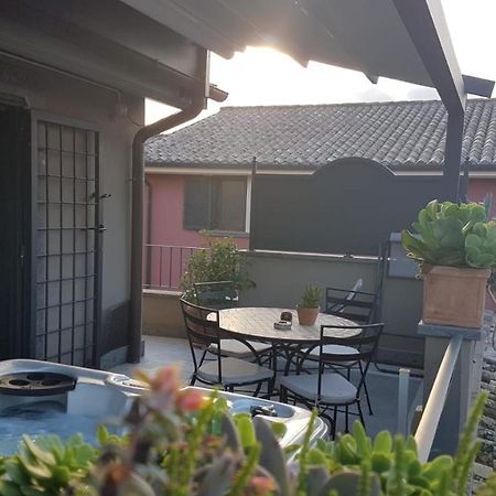 Casa Vacanze I Melograni トレヴィニャーノ・ロマーノ エクステリア 写真