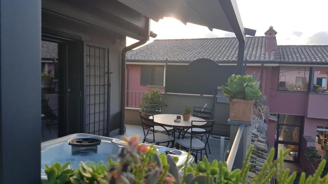 Casa Vacanze I Melograni トレヴィニャーノ・ロマーノ エクステリア 写真